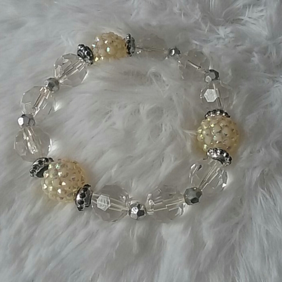 EUC- 2 Beautiful bracelets- Sold together - Picture 4 of 6